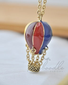 *** Large Kitsch Hot Air Balloon Necklace