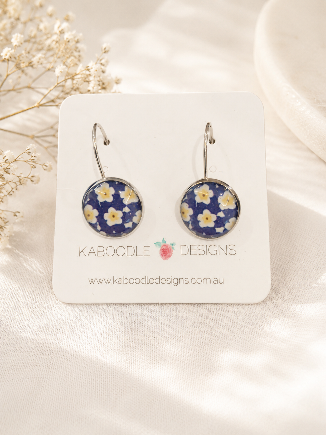 Handmade Round Clip Leverback Dangle Earrings  - Boho Daisy Flowers