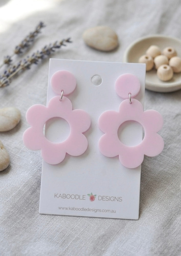 Acrylic Daisy Flower Drop Dangle Earrings - Pastel Pink