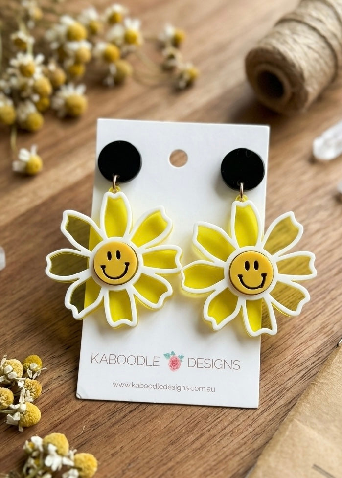 Sunshine Happy Yellow Sunflower Dangle Drop Earrings