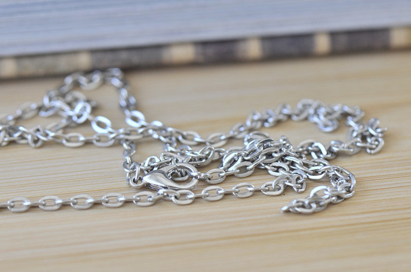 Large Oval Locket with Ceramic Cameo - Vintage Birds BFF