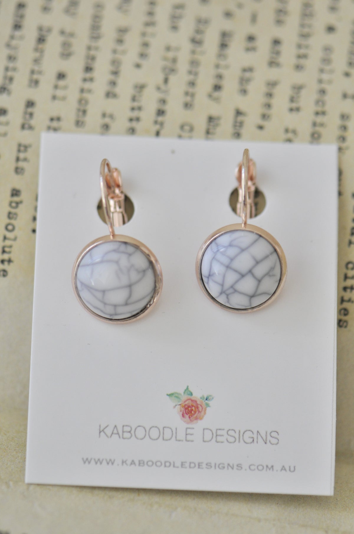 Resin Round Clip Dangle Marble Pattern Earrings
