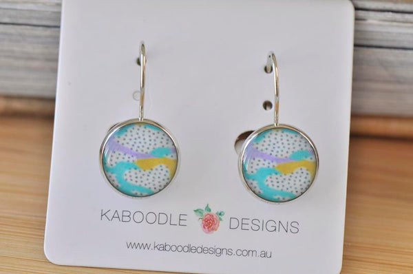 Handmade Round Artwork Dangle Earrings - CDE454