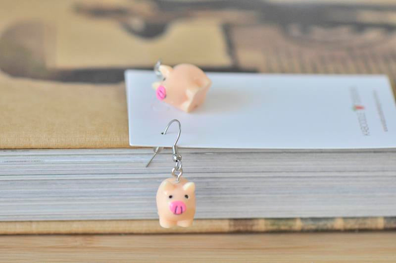 Resin Novelty Pig Dangle Drop Earrings