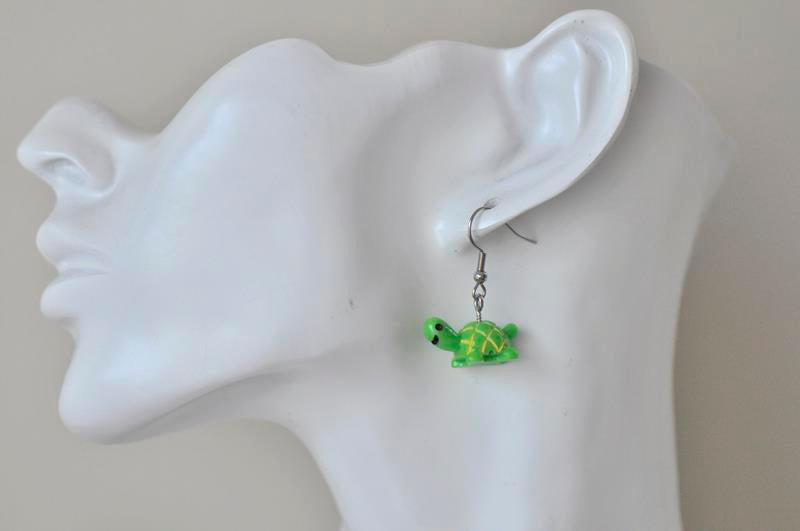 Resin Novelty Turtle Dangle Drop Earrings