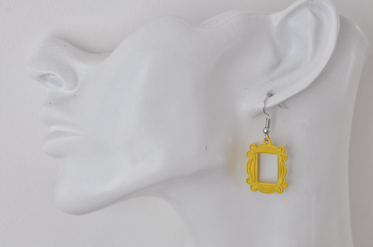 Friends Monica Rachel New York Apartment Door Picture Frame Novelty Fun Drop Dangle Earrings