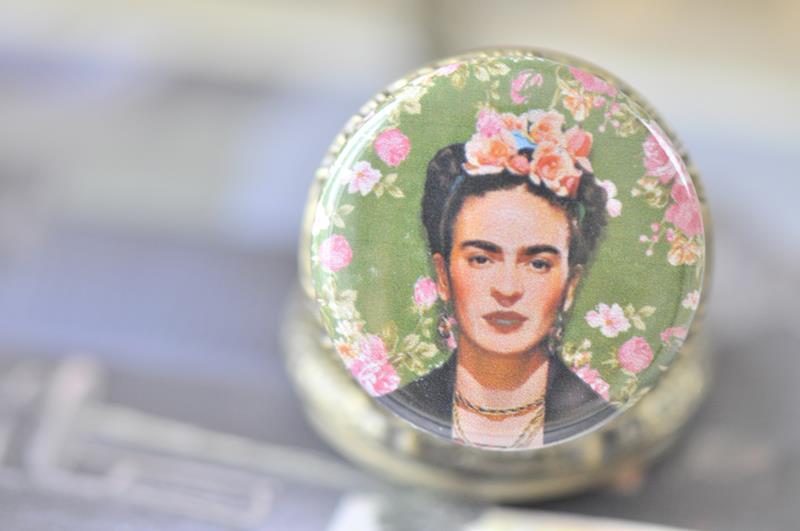 Handmade Artwork Stainless Steel Pocket Watch Necklace - Frida Kahlo Green