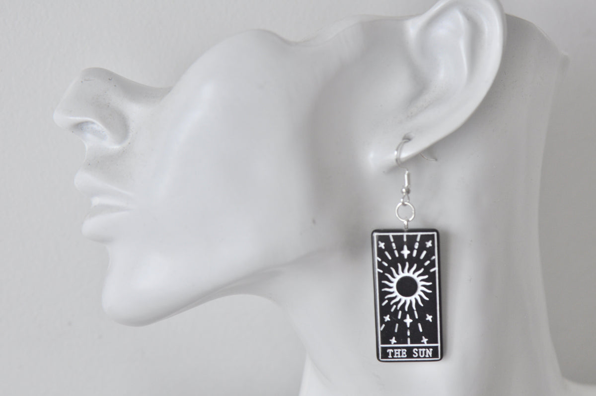 Novelty The Sun Tarot Card Black Drop Dangle Earrings