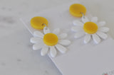 Acrylic Daisy Flower Dangle Drop Earrings