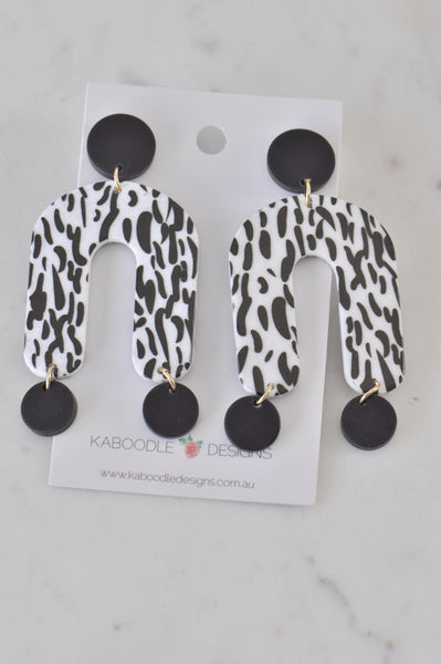 Acrylic Geometric Horse shoe Lucky Black and White Novelty Dangle Drop Earrings