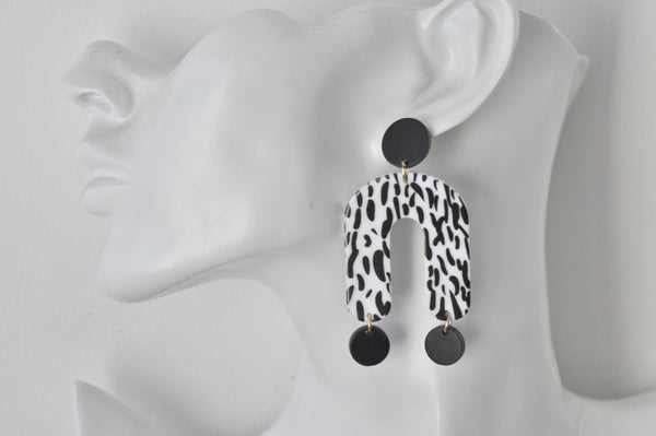Acrylic Geometric Horse shoe Lucky Black and White Novelty Dangle Drop Earrings