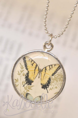 Handmade 25mm Resin Necklace - Beautiful Butterfly