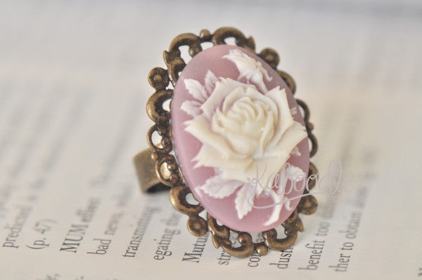 Blooming Rose in Purple - Vintage Ring