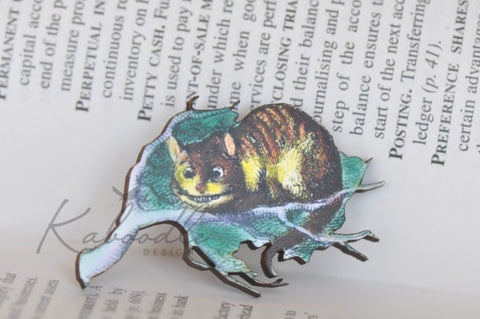Cheshire Cat Brooch