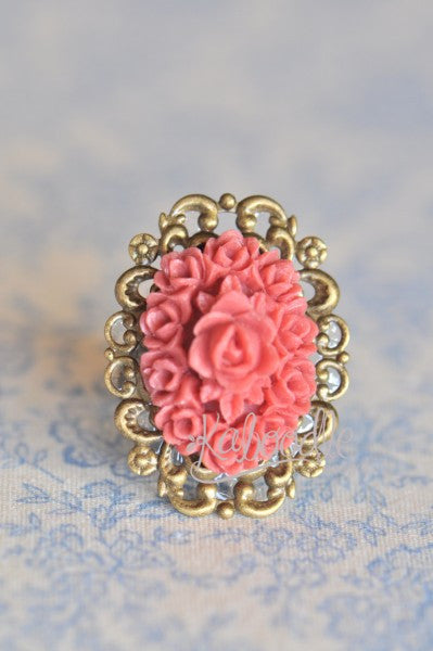 Hello Blooms in Fuscia - Vintage Inspired Ring