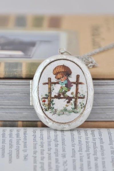 Holly Hobbie Locket 1