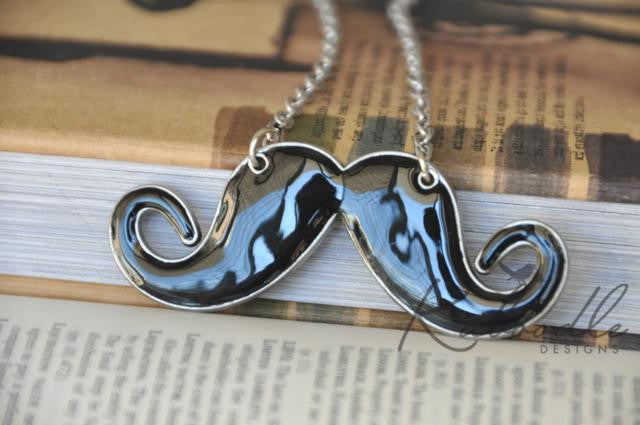 Style MyStache - Necklace