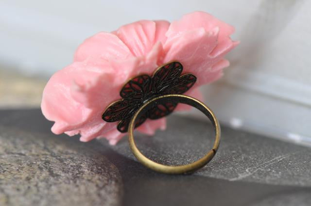 Valentine in Mint Ring